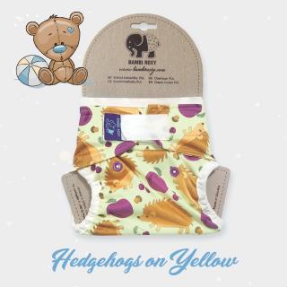 Novorozenecké svrchní PUL kalhotky Bambi Roxy na suchý zip - Hedgehogs on yellow