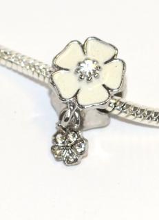 Korálek na náramek Fashion Jewerly - Bíla květina s přívěskem, orchidej s květem 2329