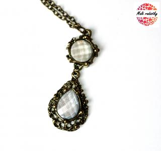 Náhrdelník Fashion Jewerly - Retro přívěšek s bílou perletí 022