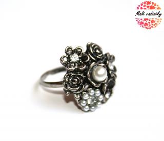 Prsten Fashion Jewerly - Retro shiny pearl flower 188