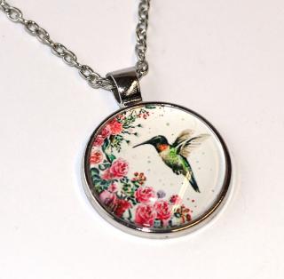 Řetízek Fashion Jewerly - Amulet Kolibřík na růžích, Posel radosti, Nejmenší ptáček na světě, Free spirit 3504