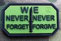 nášivka 3D JTG  We never forget, never forgive , černá/zelená