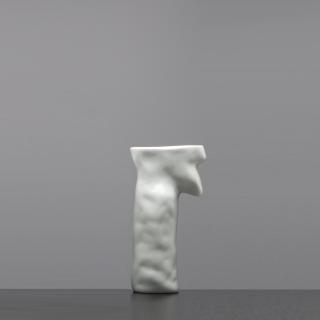 Abstract Vase 4 Varianta: White