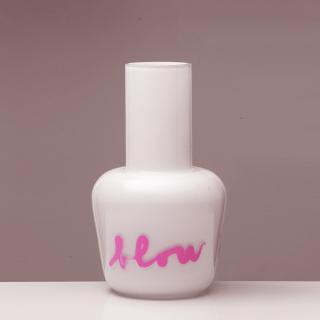 Unnamed Vase: Blow Job white