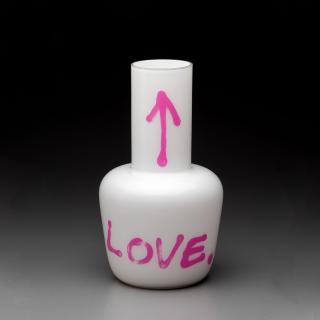 Unnamed Vase Pink Love - white