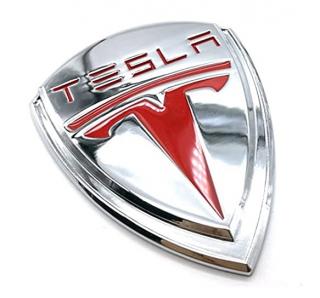 Dekorativní kovový 3D štítek Tesla, červený