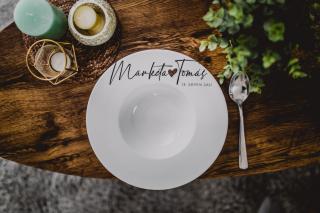 Hluboký svatební talíř  Originální hluboký talíř na polévku s dřevěnými prvky. Vyberte motiv talíře: Varianta 2.