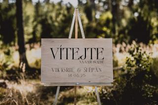 Svatební uvítací deska #welcome_7  Uvítejte Vaše hosty stylově na Vaší svatbě. Barva dřeva: Přírodní