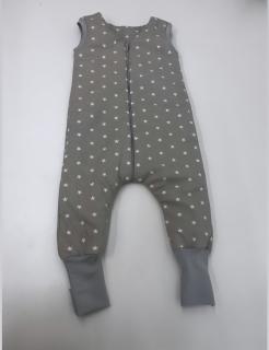 Spací pytel s nohavicemi - šedý hvězda velikost spacího pytle: 6-12 měsíců