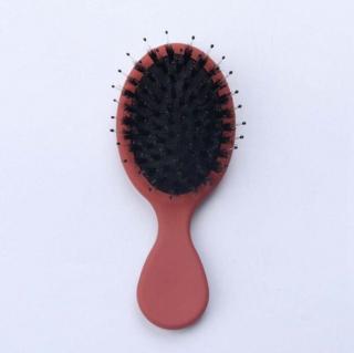 B2B Kartáč na vlasy s přírodními štětinami antistatický Barva: Červená
