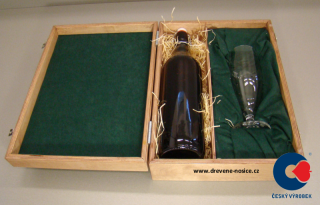 Dárková krabička se sklenicí na pivo odstín: borovice