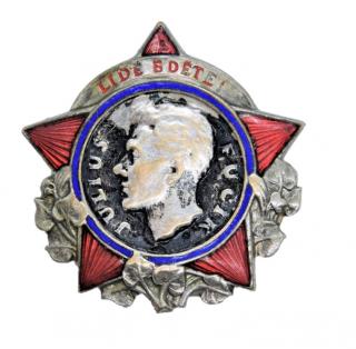Fučíkuv odznak - Značený Fučíkuv pamětní rok 1953