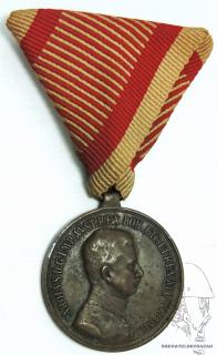Medaile za statečnost Karel I. Rakousko Uhersko / DER TAPFERKEIT