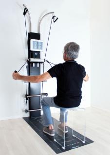 Kysio Wall přístroj na aktivního nácvik správného pohybu pomocí programování a řízení pohybu
