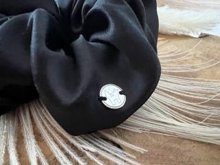 Gumička Silky Fox Black Barva povrchové úpravy stříbra: Rhodium, Velikost gumičky: Větší