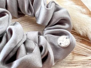 Gumička Silky Fox Grey Barva povrchové úpravy stříbra: Rhodium, Velikost gumičky: Větší