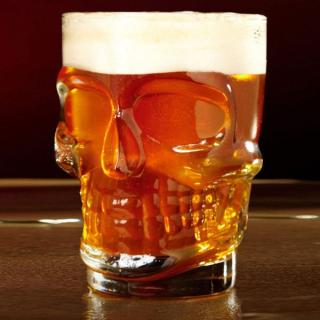 Pivní sklenice, půllitr Lebka Doomed