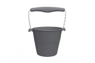 Scrunch Dětský silikonový kbelíček na písek Cool Grey/Antracit