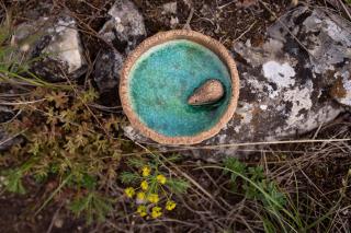 Ecopets| Keramická kadidelnice ježeček v potůčku
