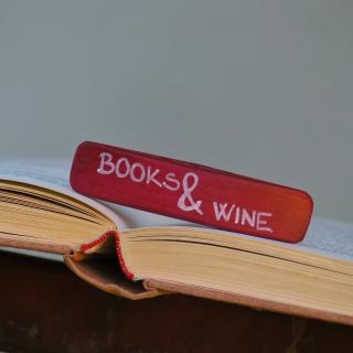 Záložka Palcovka - Books and wine Velikost: dámská (průměr 22 mm)