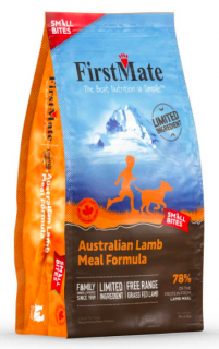 FirstMate Australian Lamb Small Bites 11,4 kg  + pamlsky (do vyprodání)