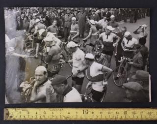 Fotka Švédské šestidenní cyklistické závody - největší v Evropě 9.září 1946