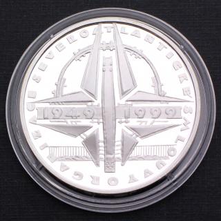 Stříbrná pamětní mince 200 Kč 1999 50. výročí založení Organizace Severoatlantické smlouvy PROOF