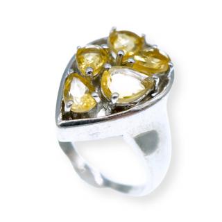 Stříbrný prstýnek se žlutými kamínky