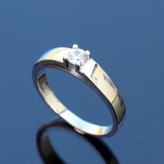 Zlatý prstýnek bílý prstýnek soliter v53,5