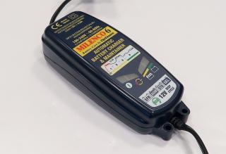 Automatická nabíječka baterií 6A