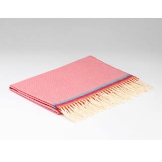 Dětská deka z jehněčí Merino vlny Flamingo Pink 104 x 75 cm v dárkové krabičce - McNutt of Donegal