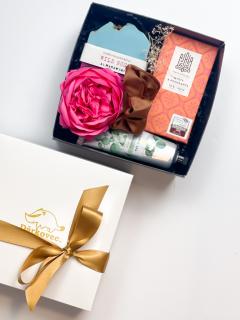 Dárkový balíček Rozkvetlé květiny | Dárek pro ženy