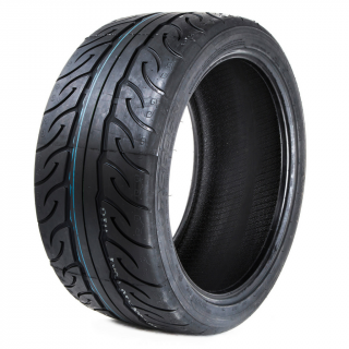 Zeknova RS 606 R1 225/40 R18 88W