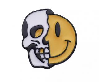 Pin / Brož Odznáček -  SMILEY HALF SKULL