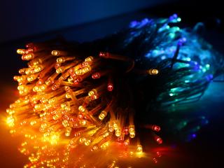 Světelný závěs 300 LED mix barev