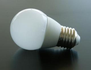 LED G50-5,5W E27 - 230V keramická LED žárovka 5,5W se závitem E27, 470lm Barva: Bílá neutrální