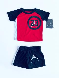 Air Jordan Air Jordan 23 Jumpman sportovní chlapecké funkční triko s motivem a kraťasy set 2 ks - Dítě 3-6 měsíců / Vícebarevná / Air Jordan / Chlapecké