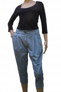 Kalhoty s obloukem - střih Velikost střihu: L - se švovými záložkami