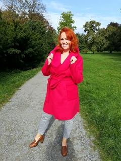 Dámský flaušový kabát červený s podšívkou Barva: béžový, Velikost: 36