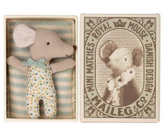 Maileg Myška v krabičce od sirek - miminko chlapeček  Maileg Sleepy/Wakey Baby Mouse in Matchbox Blue