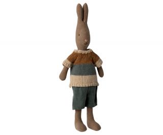 Maileg Zajíc ve svetru a kraťasech Size 2  Maileg Rabbit Size 2 Brown, Shirt and Shorts