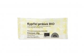 Kypřící prášek bez fosfátu BIO 40 g (Kypřící prášek do pečiva bez obsahu lepku a fosfátu. Má stejné použití jako klasický kypřící prášek. Je velmi oblíbený při přípravě bezlepkového pečiva. Při přípravě dáváme na 500 g sypkých surovin 3 lžičky ( 15-17 g )