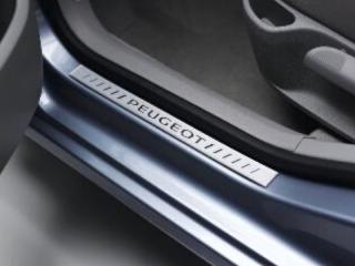 Sada chráničů prahů předních a zadních dveří Peugeot