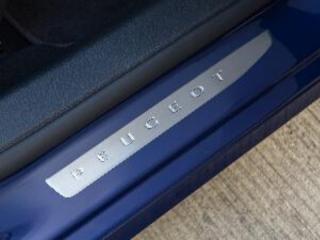 Sada chráničů prahů předních dveří type GT Peugeot 308