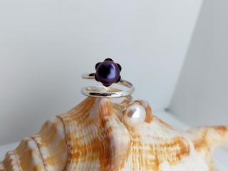 Stříbrný modelový prsten sladkovodní perly