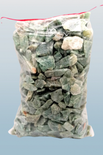 Avanturín zelený surový chips 0,5 kg