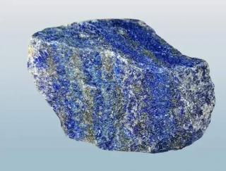 Lapis lazuli, přírodní v AA kvalitě 324 g