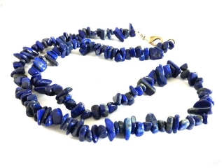 Lapis lazuli sekaný náhrdelník, krátký cca 48 cm