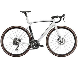 Silniční kolo Trek Madone SL 6 Gen 8 2025 White Prismatic Velikost rámu: M