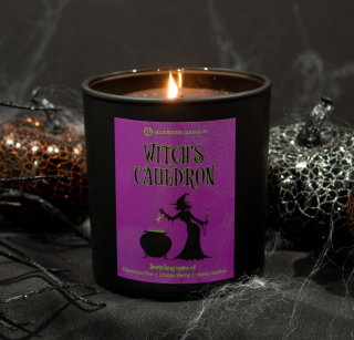 Milkouse Candle – vonná svíčka WITCHES CAULDRON (Čarodějnický kotel) 212 g